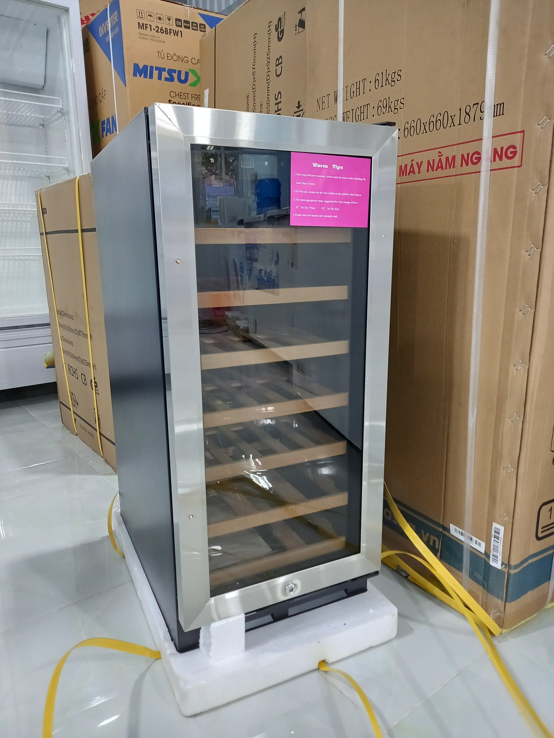 Tủ rượu vang Gereg HT876